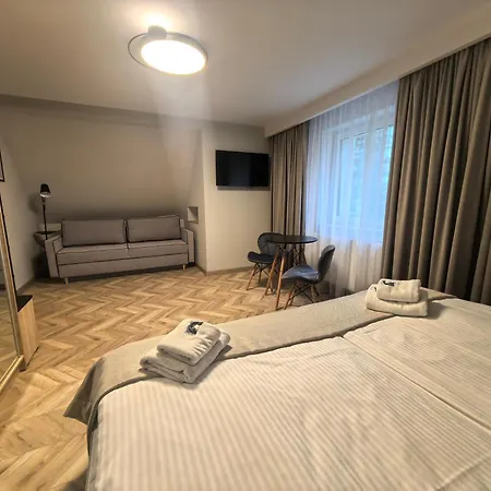 Goscinne W Gospodarstwie Rybackim W Starzawie Guest house